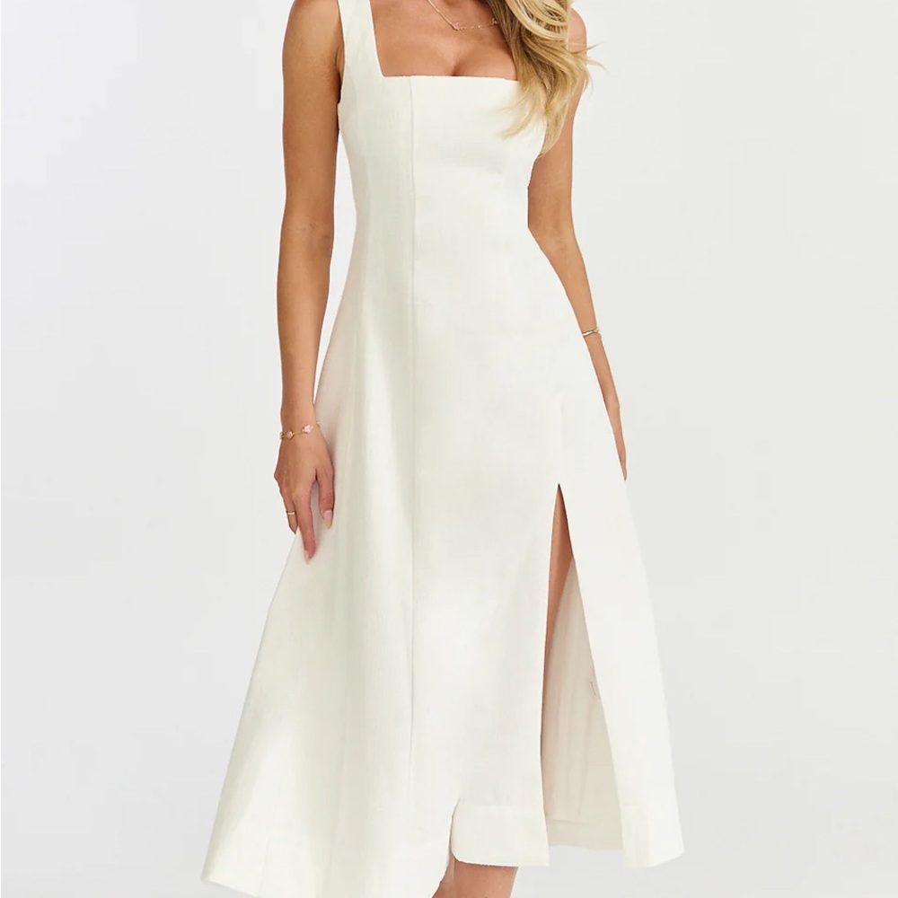 NWT Showpo White Midi Dress with Slit